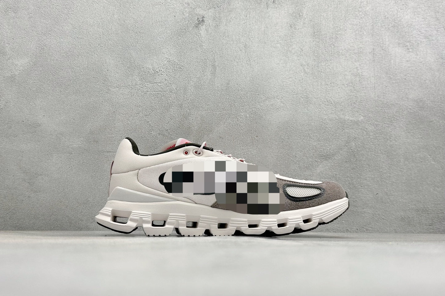Urban Motion: Elite Performance Sneaker - Phantom Black & Silver