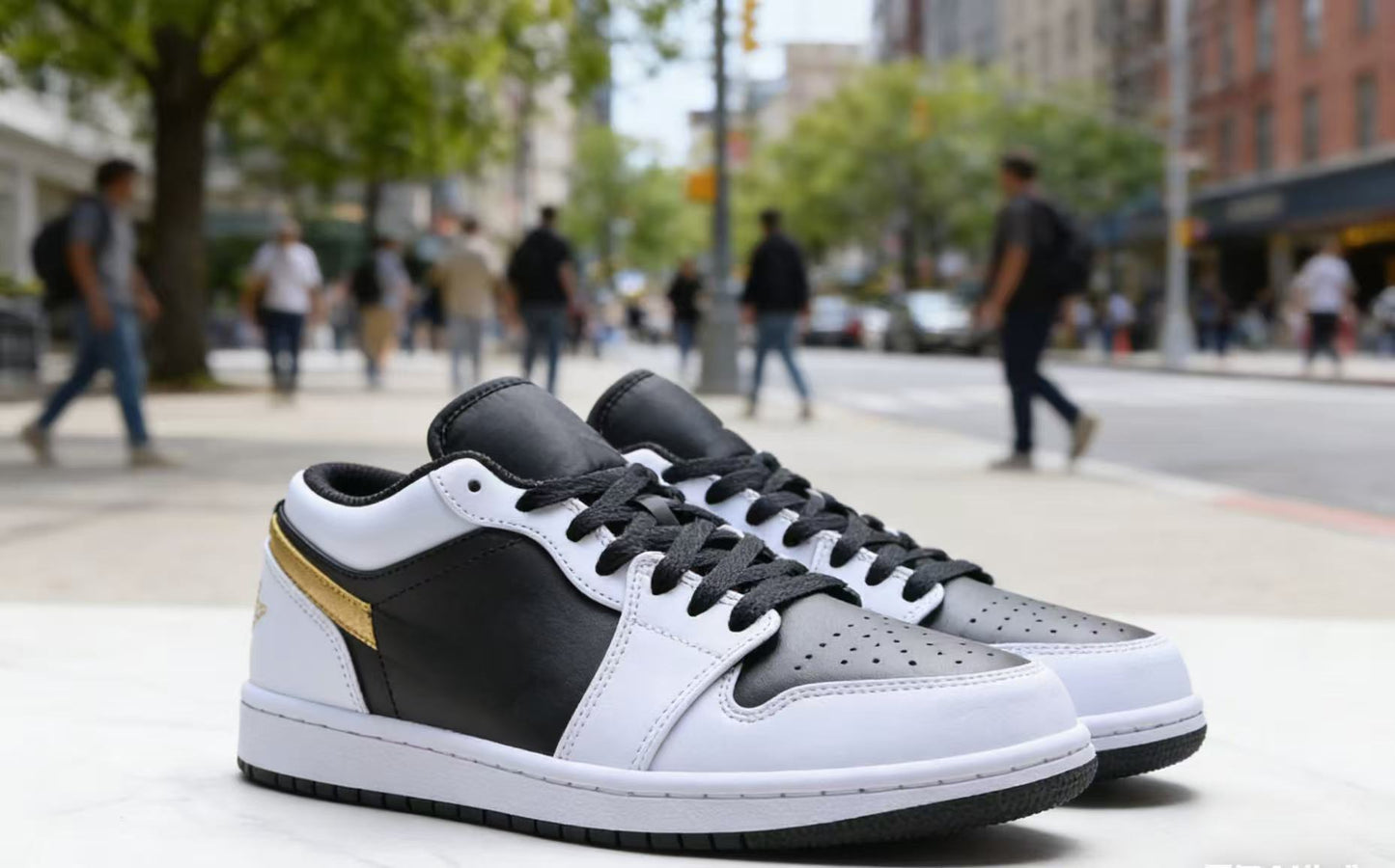 Bayside Casual: Premium Leather Sneaker - Nautical Navy