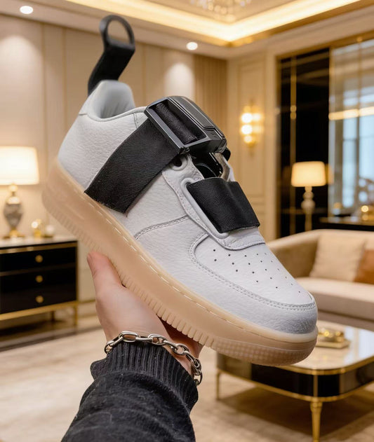 Ivory Horizon: Classic Cream Leather Sneaker