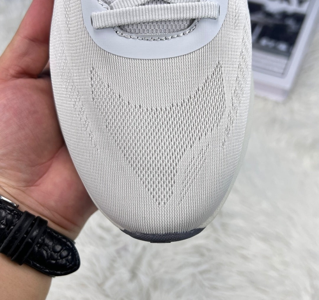Zenith Luxe: Ultimate Comfort Leather Sneaker