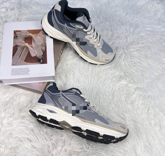 Scarlet Edge: Premium Leather Sneaker - Bold Red & White